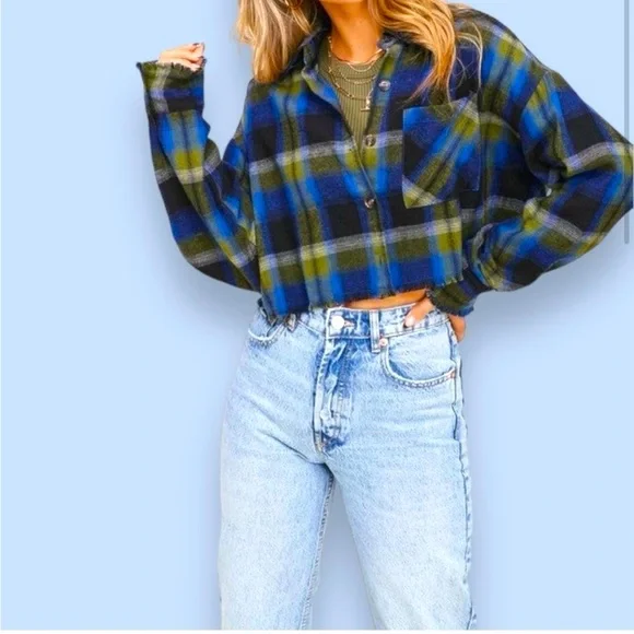Mimosa Blue/Green/Black Cropped Flannel Shirt, size M - Picture 1 of 8